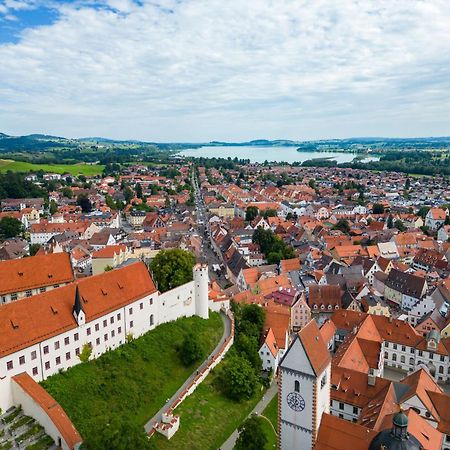 Ferienwohnung Herzstueck Im Haus Schlossblick ฟุสเซ่น ภายนอก รูปภาพ