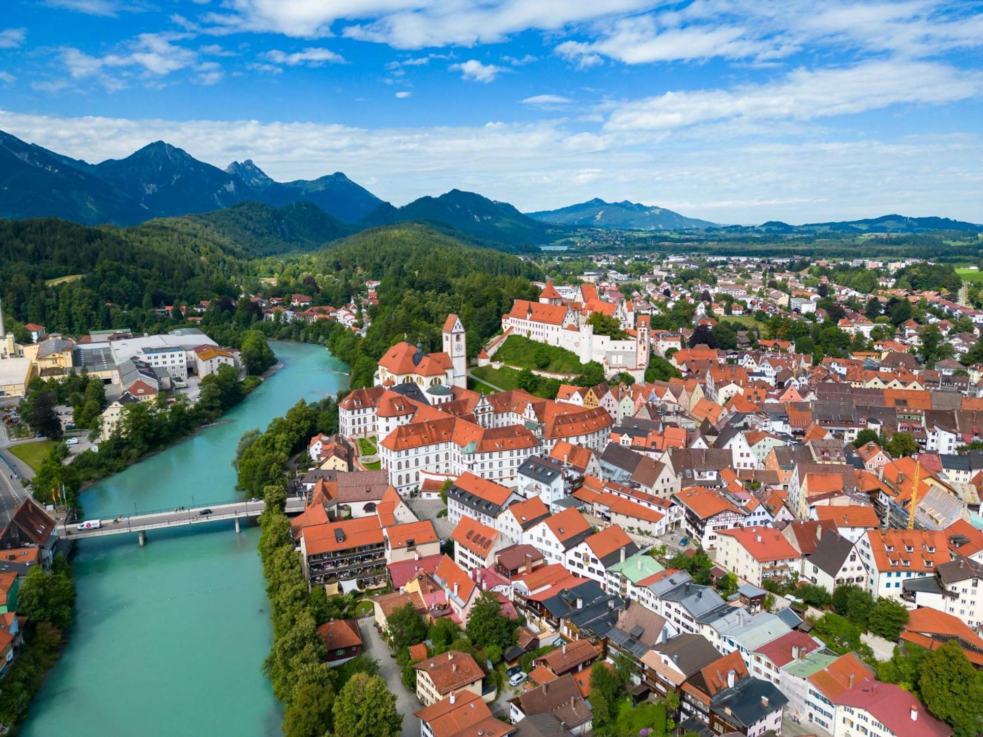 Ferienwohnung Herzstueck Im Haus Schlossblick ฟุสเซ่น ภายนอก รูปภาพ