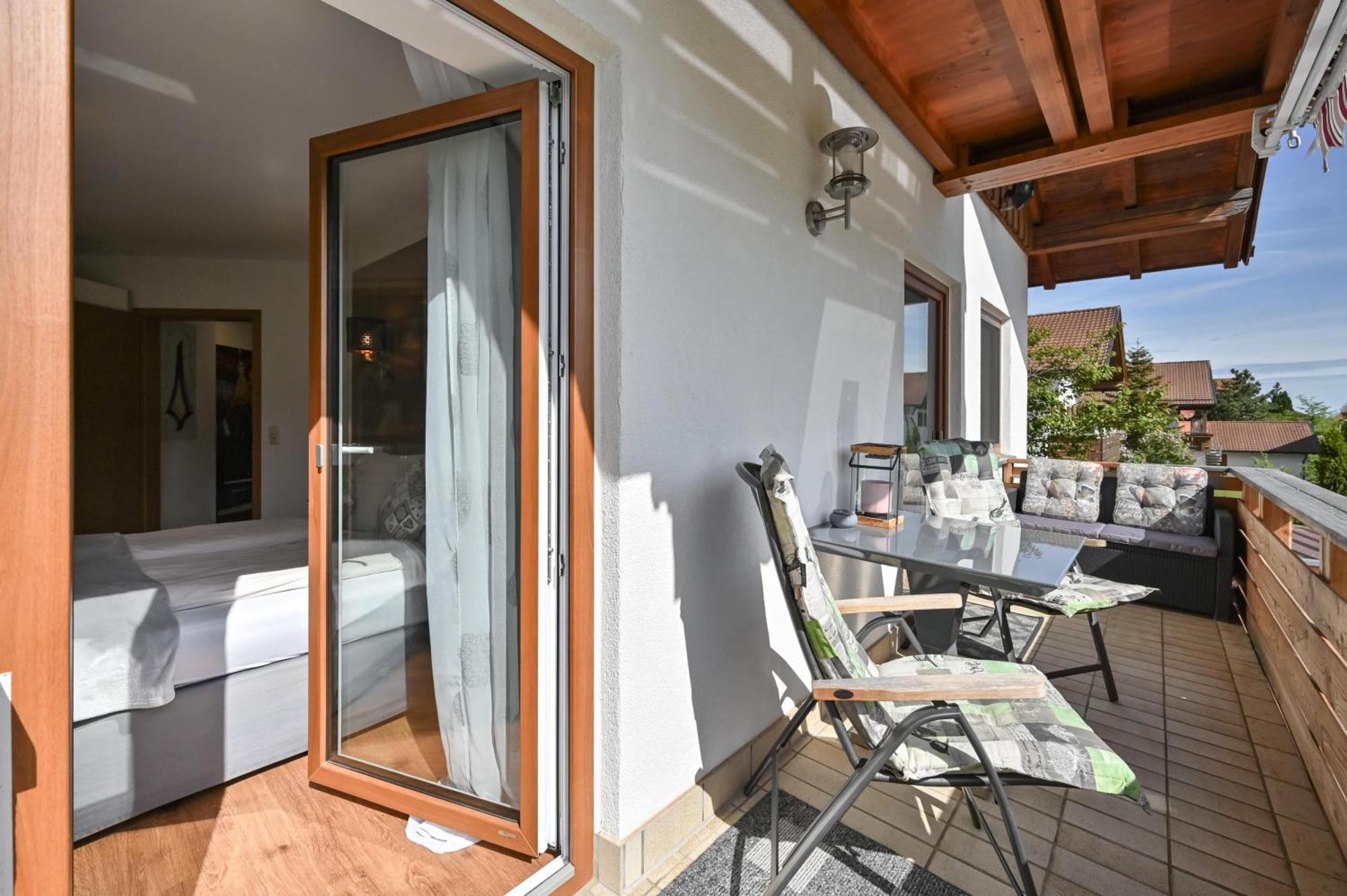 Ferienwohnung Herzstueck Im Haus Schlossblick ฟุสเซ่น ภายนอก รูปภาพ